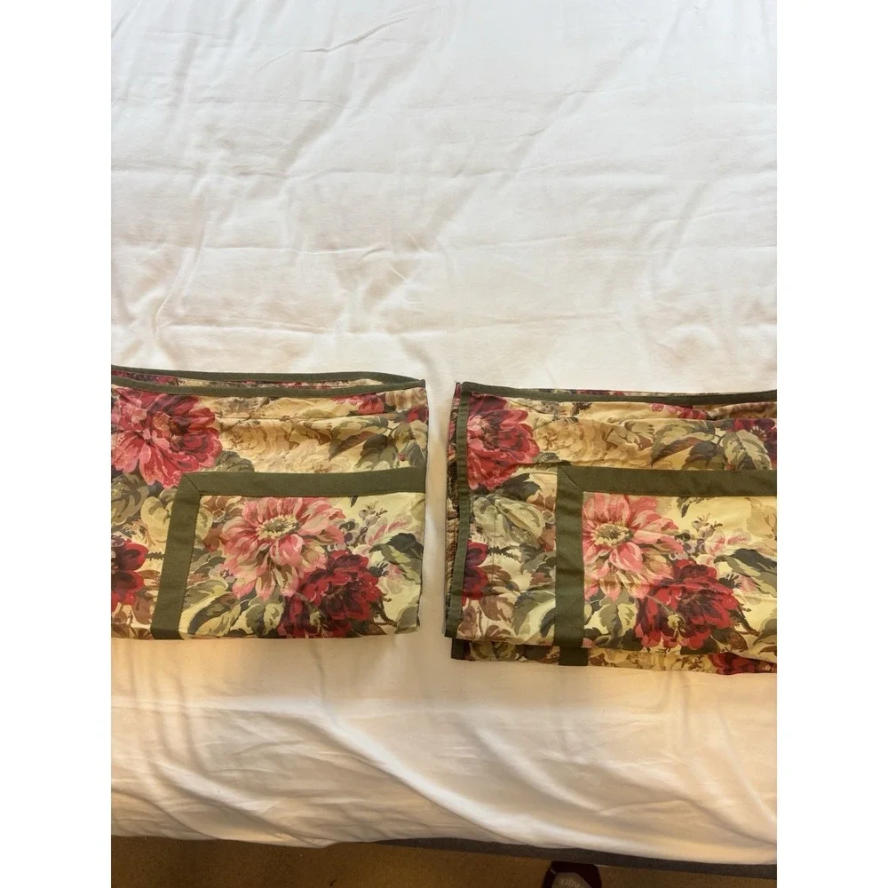 Chaps Ralph Lauren Standard Rosemont Floral Pillow Shams (2) Ribbon Accent‎